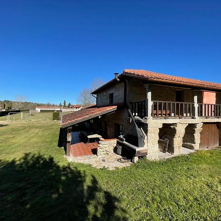 Casa De Campo Con Piscina, Entera O Por Habitaciones Amoeiro エクステリア 写真