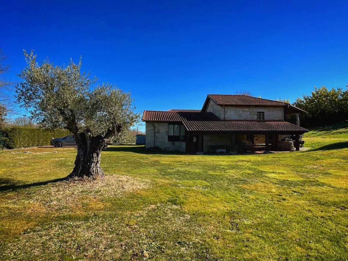 Casa De Campo Con Piscina, Entera O Por Habitaciones Amoeiro エクステリア 写真